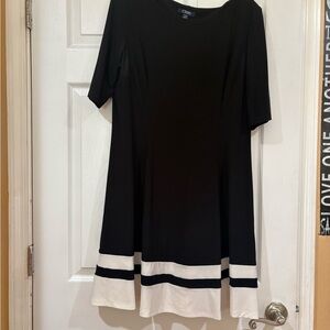 Chaps Black and White Mini Dress